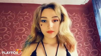 ჯადოსნური ვირტუალური რეალობის სათვალეებმა მომცა სექსი ჰარლი კუინთან